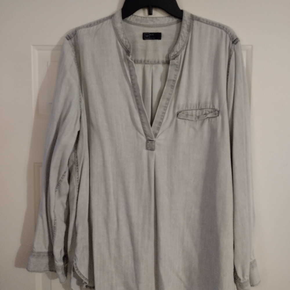 VINTAGE GAP! - Super Soft, Acid Wash, Blue Casual/Weekend Wear Top Size: XL TG